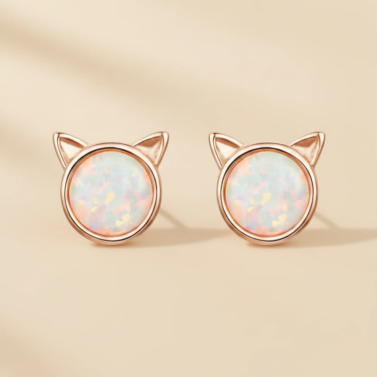 [CC000448] Cercei Kitty Glow din Argint 925 cu Opal și Aur Roz
